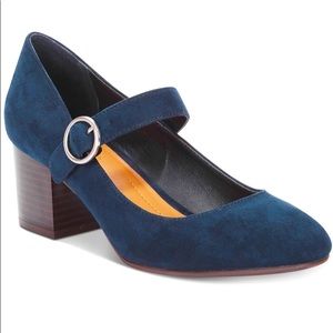 Style and CO Mary Jane Shoes